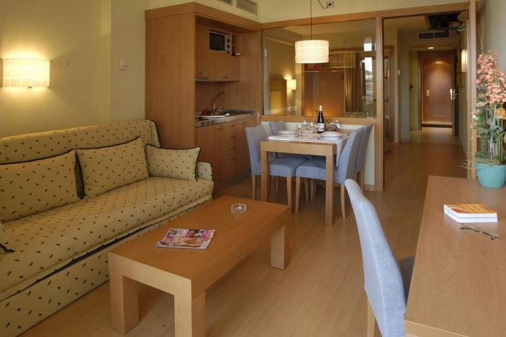 Evenia Olympic Suites Lloret de Mar Exterior foto