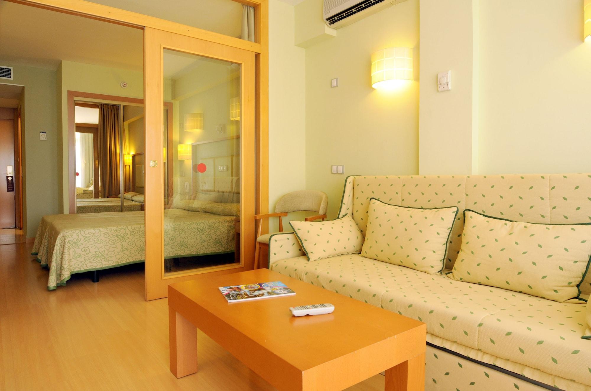 Evenia Olympic Suites Lloret de Mar Exterior foto